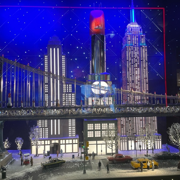 Meet your Posher, Pierre - Picture 1 of 2